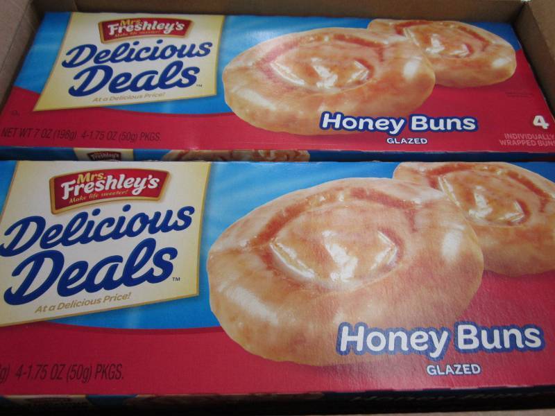 lot 406 image: Mrs. Freshleys Glazed Honey Buns (...