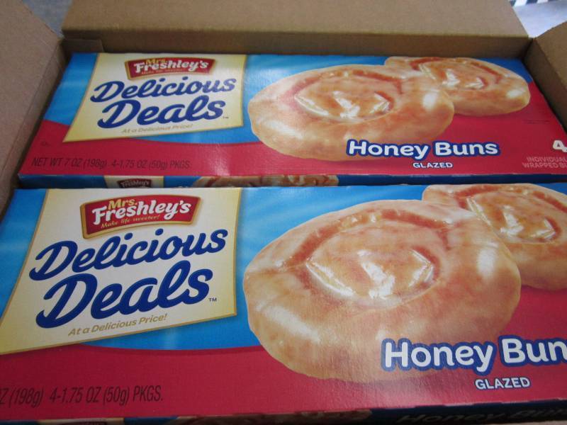 lot 407 image: Mrs. Freshleys Glazed Honey Buns (...
