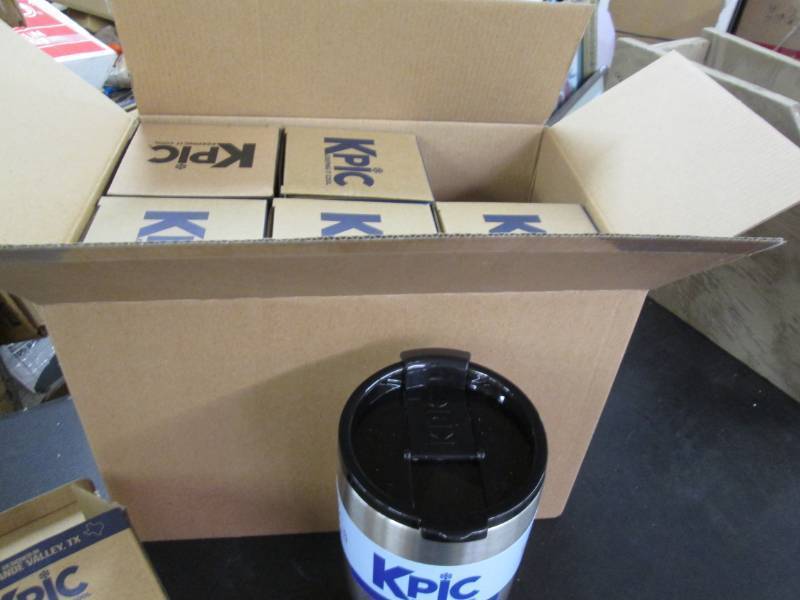 lot 179 image: 6 Kpic 30 oz Insulated Tumblers Kee...