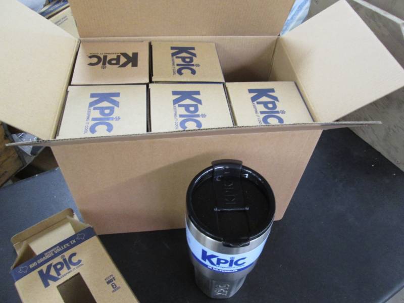 lot 180 image: 6 Kpic 30 oz Insulated Tumblers Kee...
