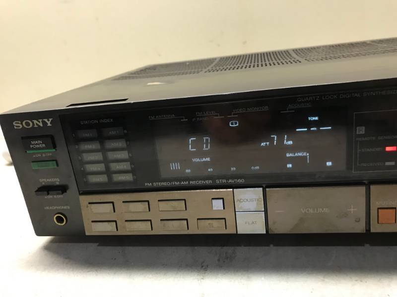 lot 36 image: Sony STR-AV560, Used, Shows Wear, Powers On, Untested After That.