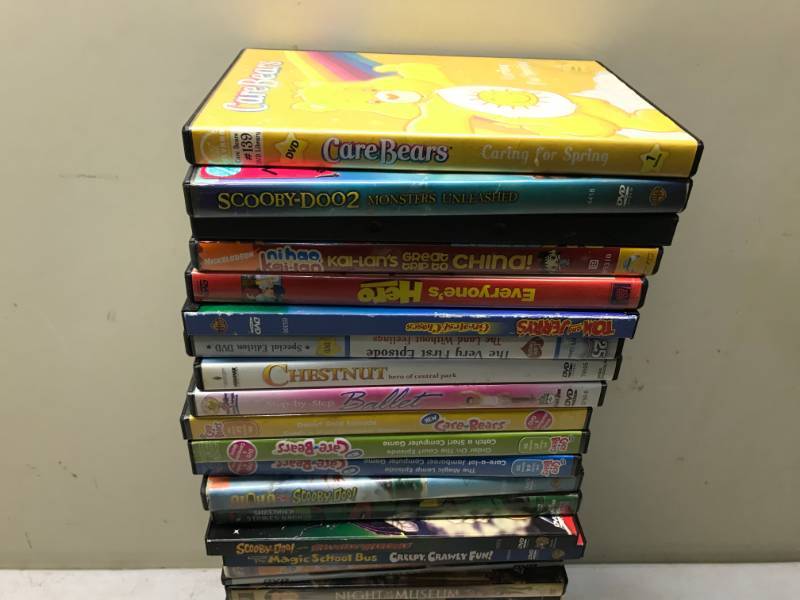 lot 53 image: Lot Of 30 Childrens DVDs, Used, Some Show Wear