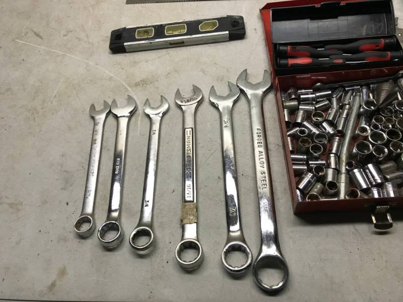 lot 29 image: Lot Of Hand Tools And Sockets