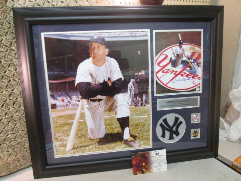 lot 1 image: Autographed Framed Mickey Mantle Pi...