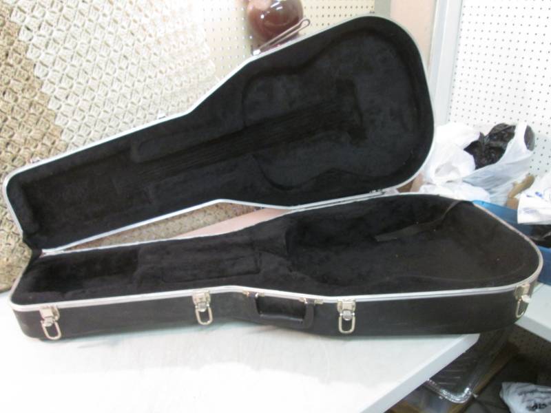lot 10 image: Hard Shell Acoustic Guitar Case Ins...