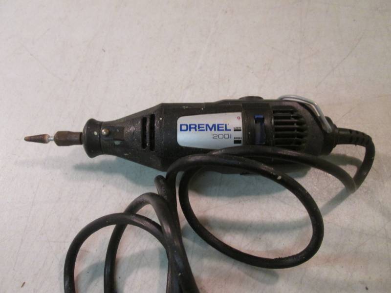 lot 71 image: Dremel 200 Series Works  EC1...