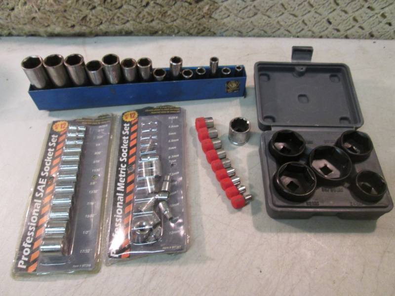lot 72 image: Lot of Assorted Sockets  RM1...