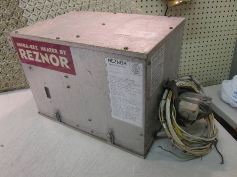 lot 169 image: Reznor Infra-Rez Infrared Radiant T...