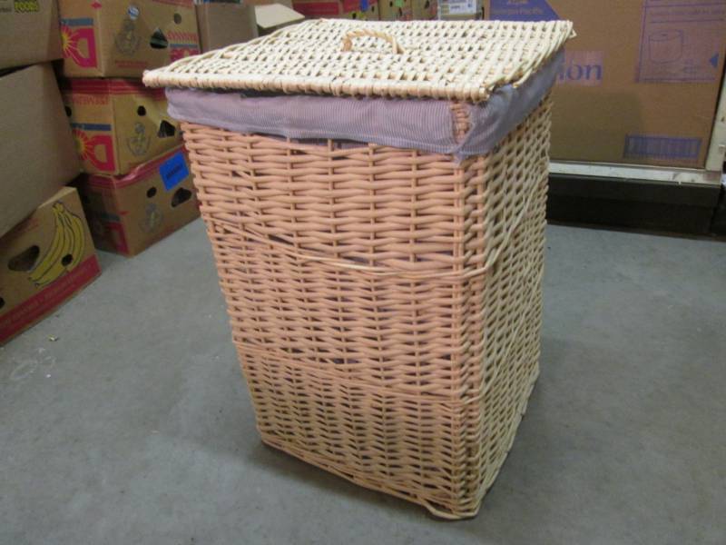 lot 179 image: Weaved Laundry Hamper with Lid  RM6...
