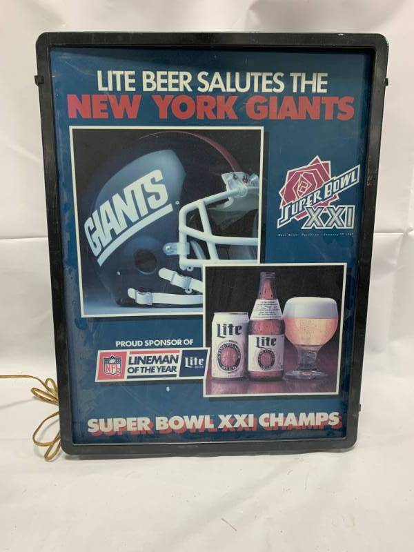 lot 36 image: Lite Beer Superbowl 21 Sign