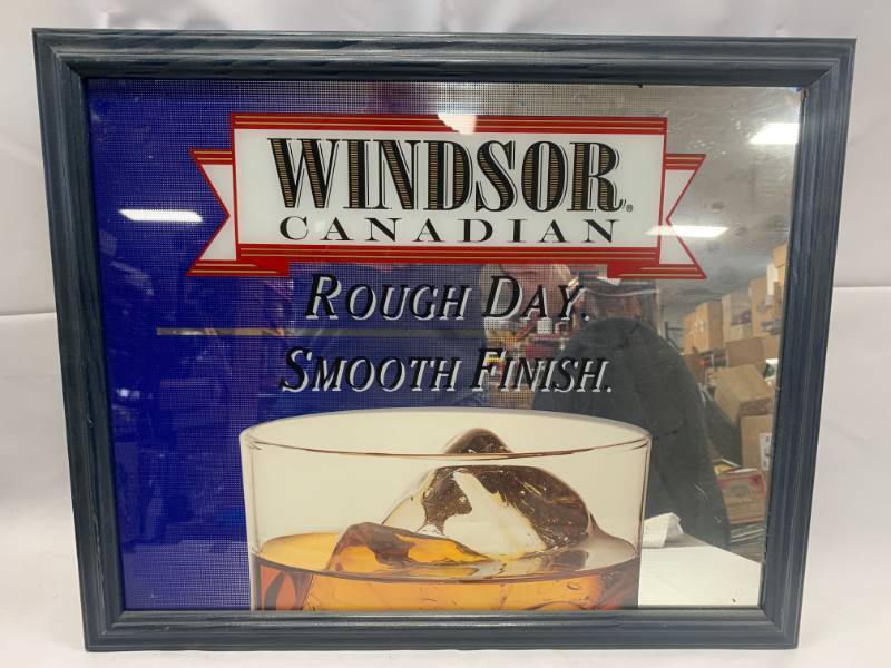 lot 40 image: Windsor Canadian Mirror 18 x 22