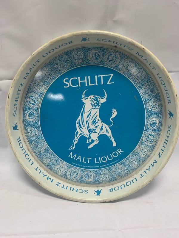lot 74 image: 1971 Schlitz Malt Liquor Tray 13 Wide