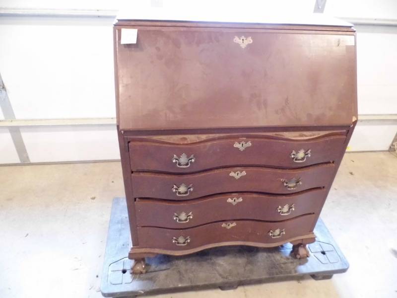 lot 19 image: Antique Drop Front Desk