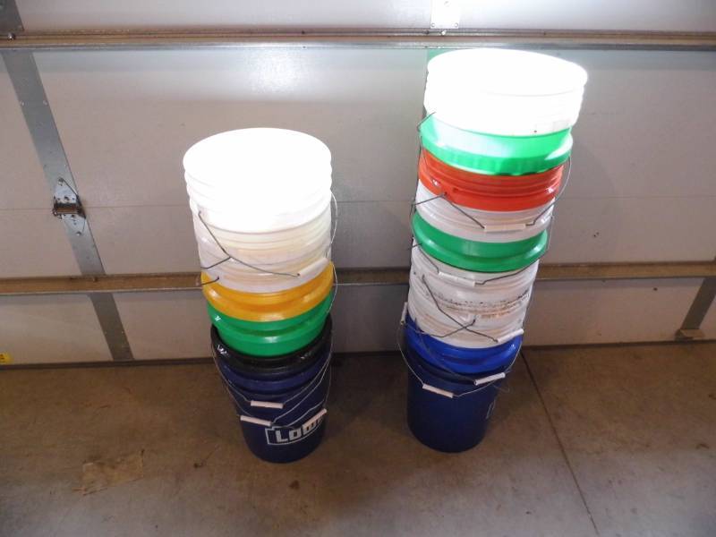 lot 40 image: Lot of 5 Gallon Buckets