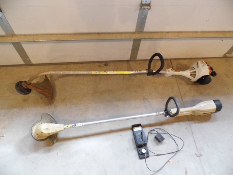 lot 51 image: Stihl Gas Trimmer - Ryobi Rechargable Trimmer
