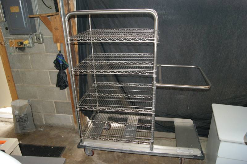 lot 22 image: Wire Cart on Wheels