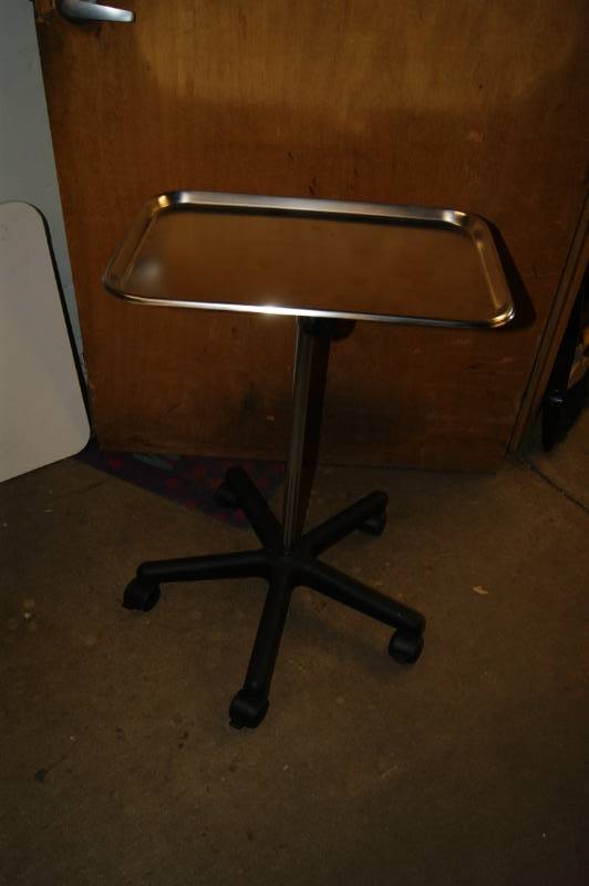 lot 51 image: Adjustable Tray