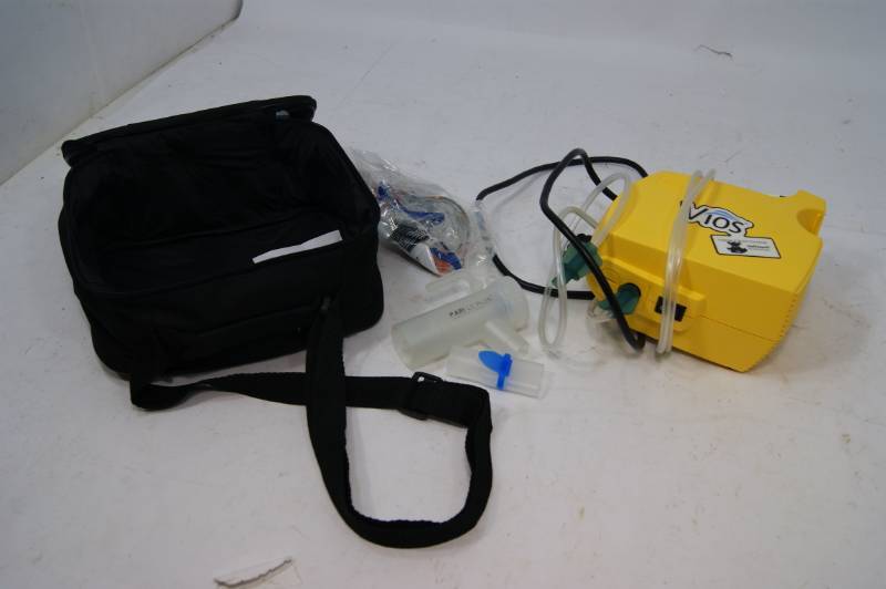 lot 72 image: Nebuliser