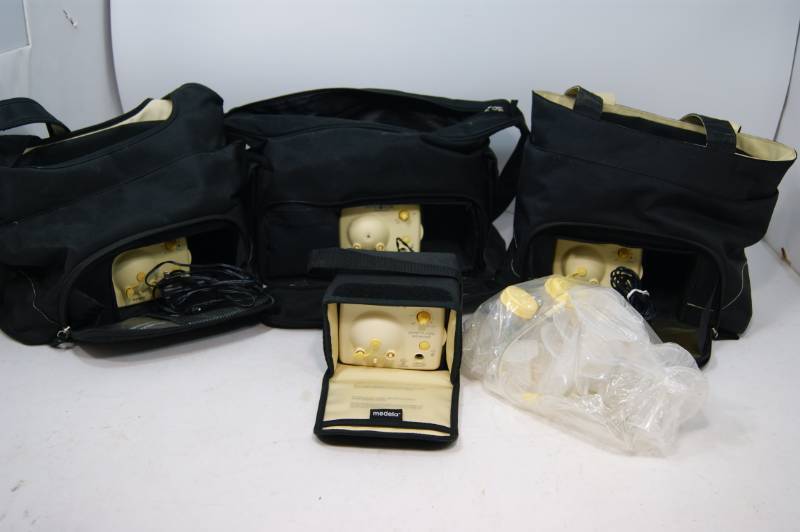lot 79 image: Lot of Breast Pumps