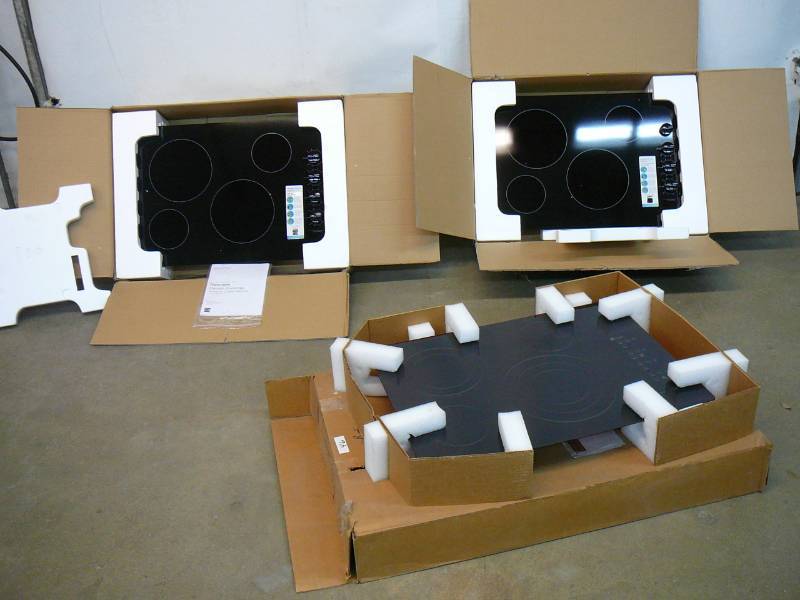 lot 47 image: Lot Of Electric Cook Tops