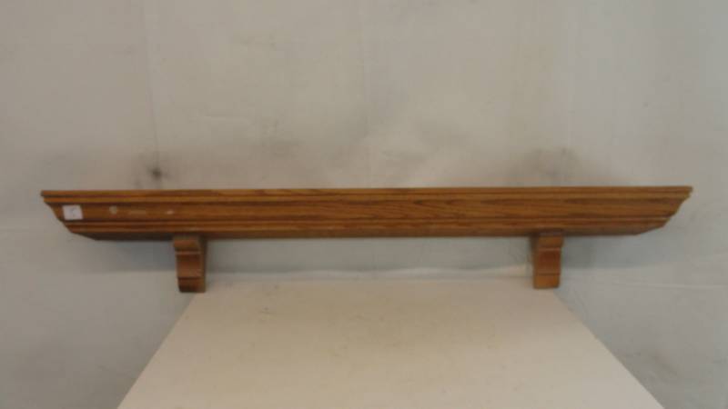 lot 5 image: Mantel Or Shelf