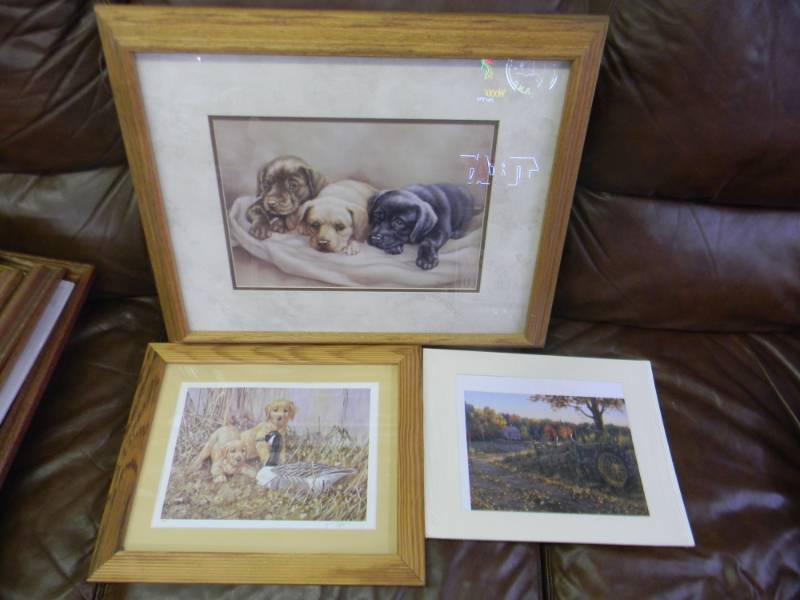 lot 29 image: Set of three vinatge Wildlife and Dog pieces - SEE PICTURES