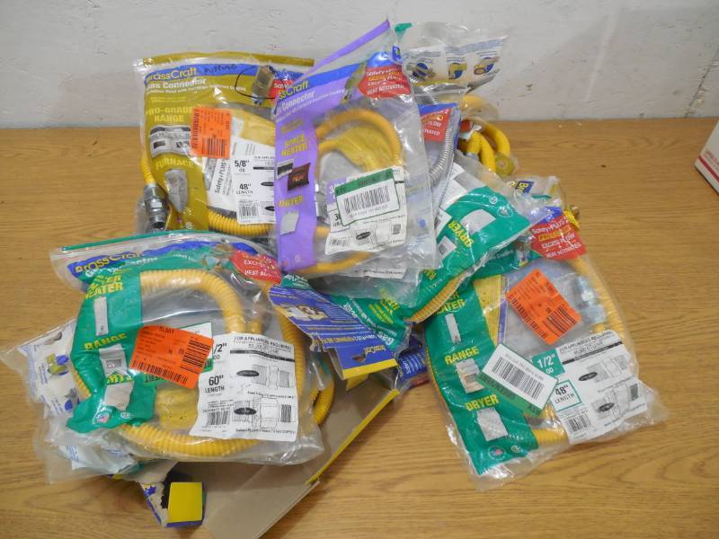 lot 81 image: (20) Huge Brasscraft gas line connector lot