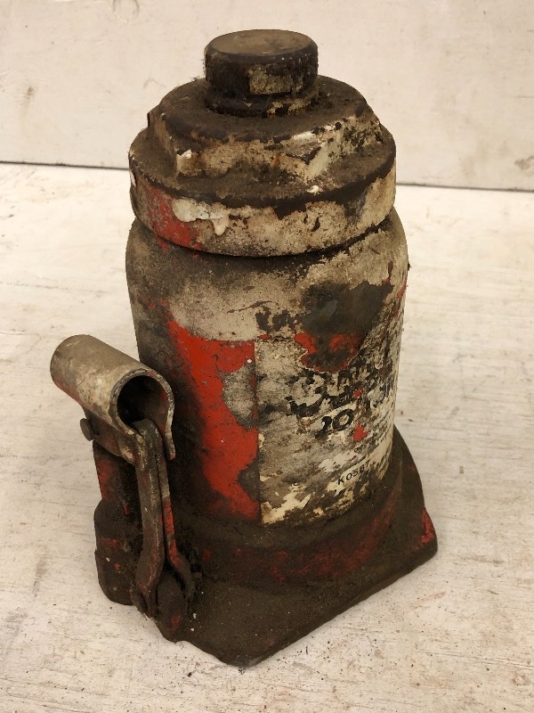 lot 53 image: Hein-Werner 20-Ton Bottle Jack