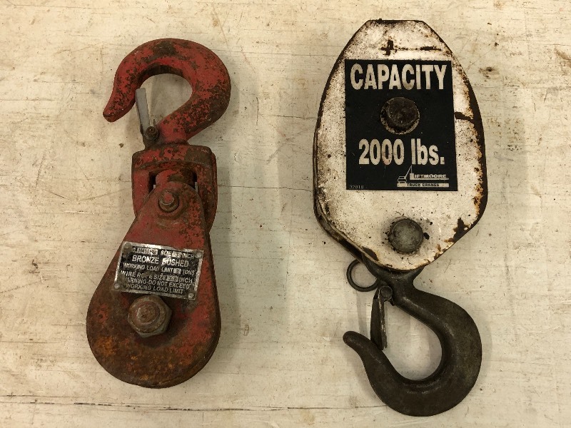 lot 65 image: Lot Of (2) Hook Pulleys