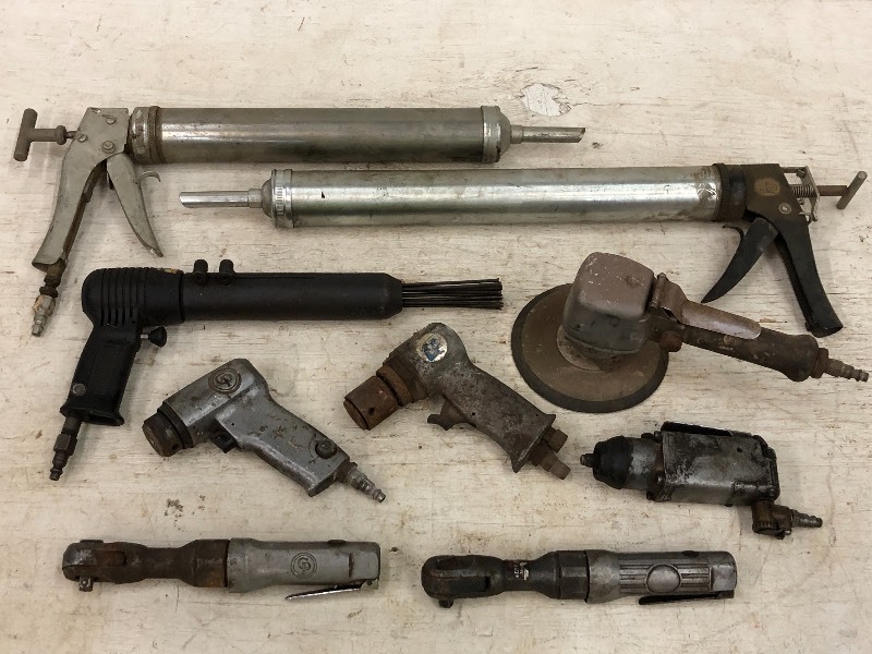 lot 70 image: Pneumatic Chisel Hammer, Drills, Sander, Tube-Dispensers, Etc