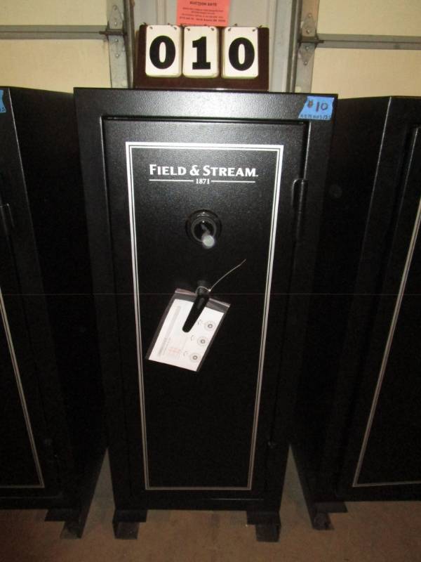 Field & Stream 1871 16+ Gun Safe Gun Safes & Sporting Goods October