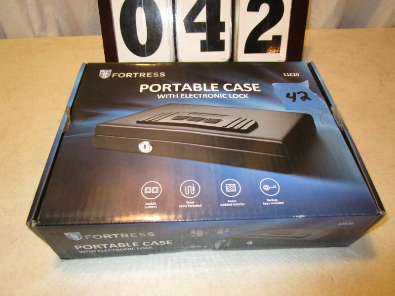 lot 42 image: Fortress Portable Case  - 11E20