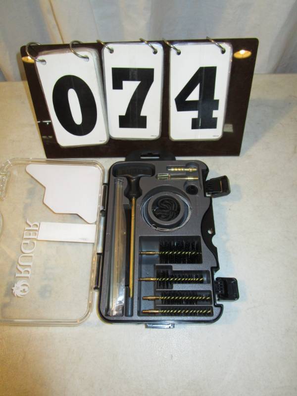lot 74 image: Ruger MSR Cleaning Kit