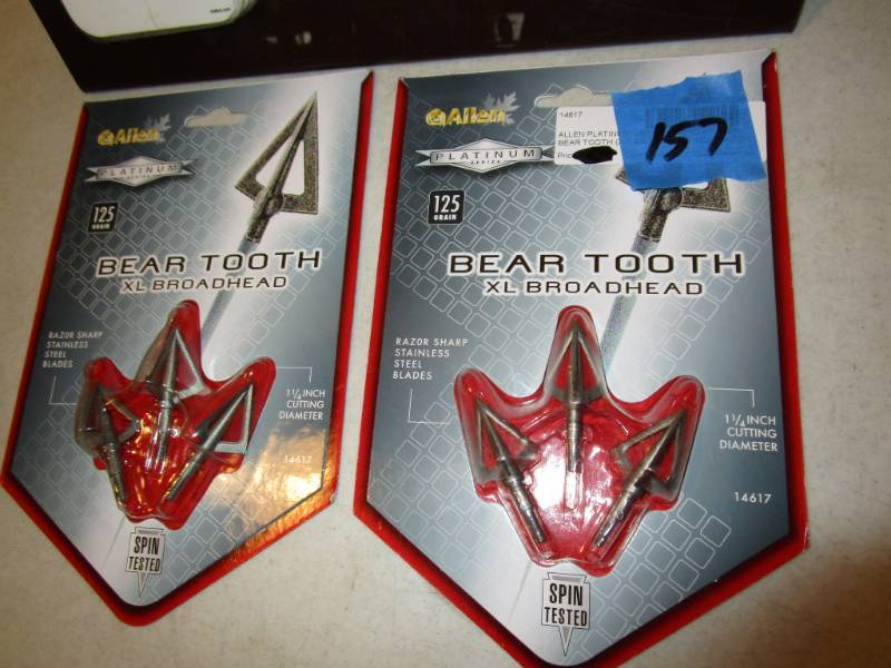 lot 157 image: Allen Platinum Bear Tooth XL Broadhead