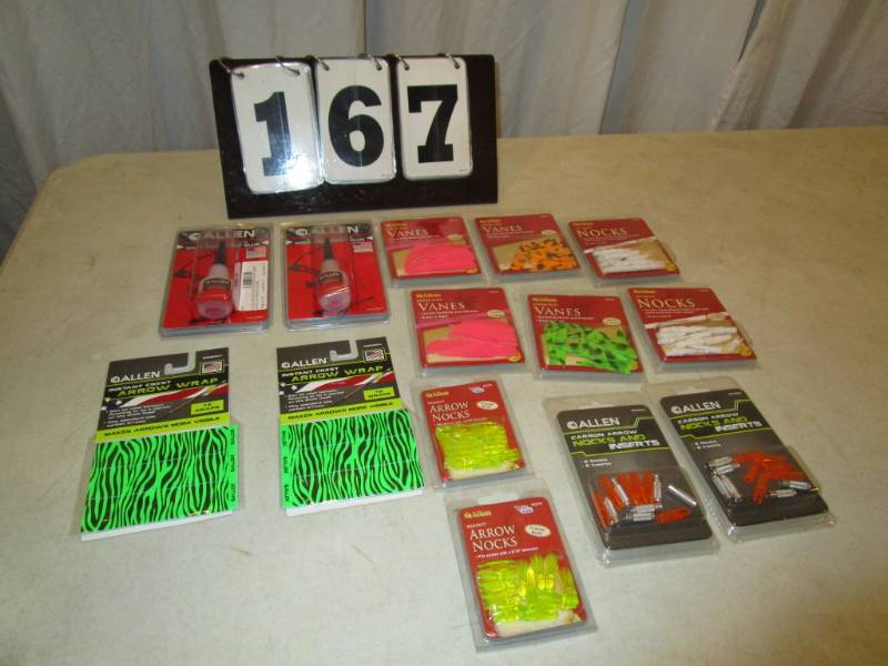 lot 167 image: Assortment Allen Arrow Accessories