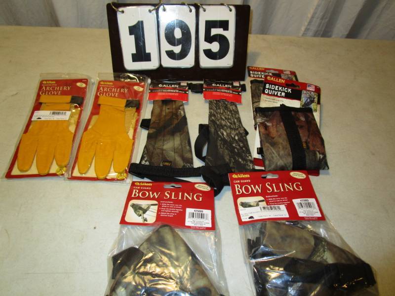 lot 195 image: Assortment Allen Bow Accessories
