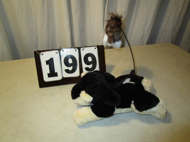 lot 199 image: Mojo Puppy Dog Decoy