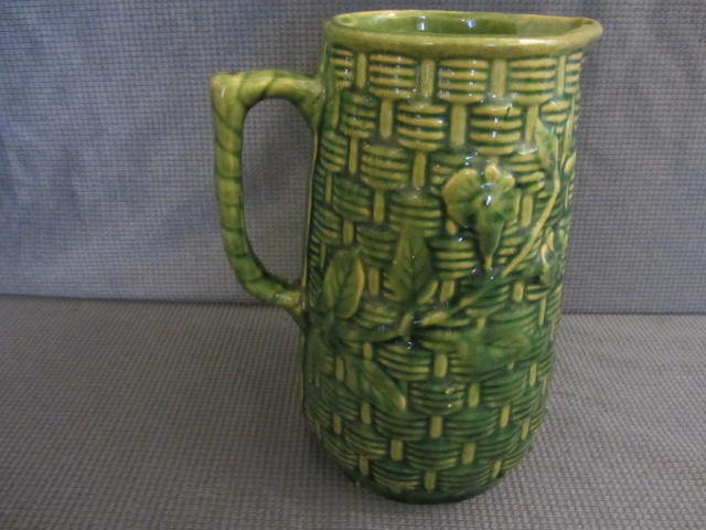 lot 7 image: EAP Pitcher