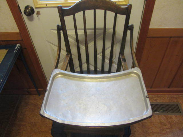 lot 4 image: Antique High Chair
