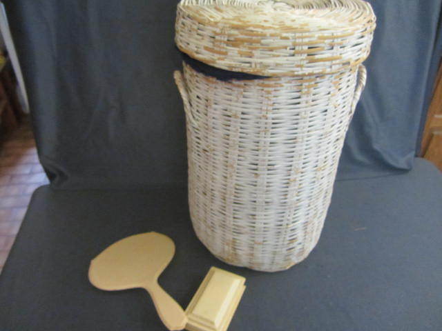 lot 69 image: Wicker Hamper, Celluloid