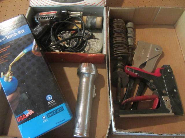 lot 125 image: Solder Gun, Torch