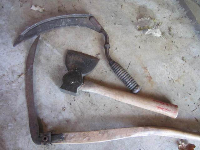 lot 99 image: Hand Tools