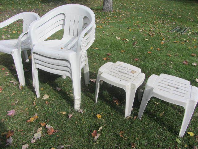 lot 135 image: Lawn Chairs