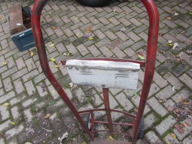 lot 150 image: OB Motor Dolly