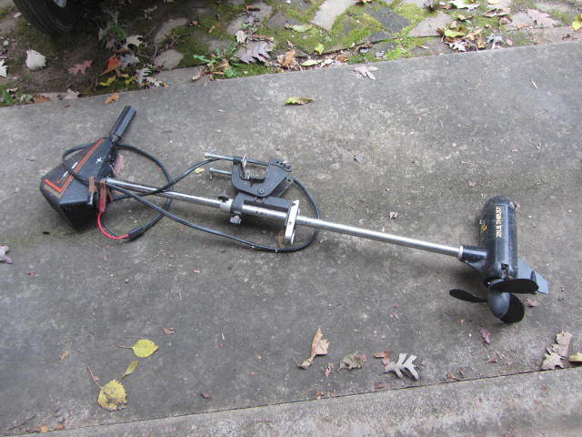 lot 158 image: Trolling Motor