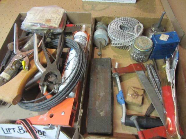lot 159 image: Oil Can, Mallet, Clamp