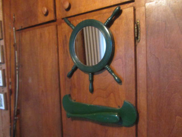 lot 183 image: Canoe & Mirror Decor