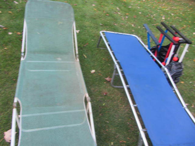 lot 184 image: Ladder Ball, Cot & Chaise