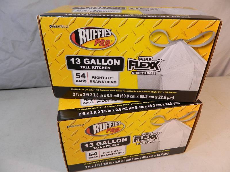 lot 74 image: 108 New Trash Bags