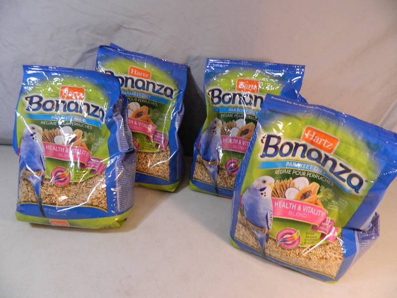 lot 76 image: 4 New Bags of Hartz Parakeet Diet